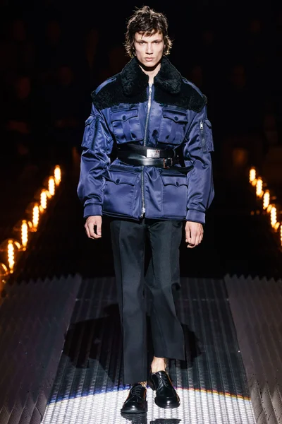 Look 36